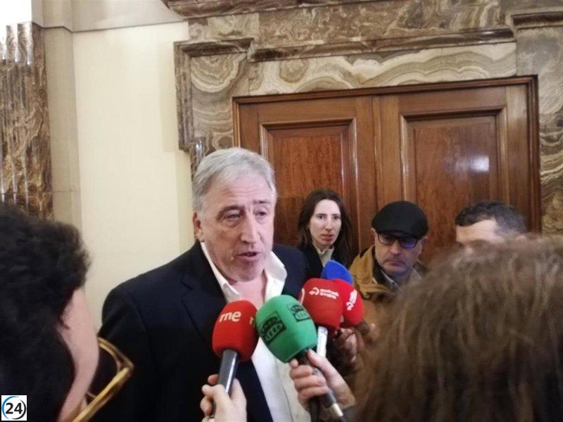 Asiron insta a sanar las divisiones y restaurar la calma en el Ayuntamiento de Pamplona