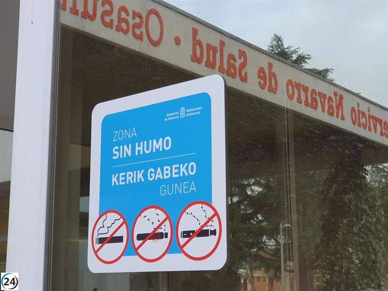 Salud finaliza el proceso de señalización de sus centros sanitarios como 'espacios sin humo' con la instalación de 200 nuevos carteles