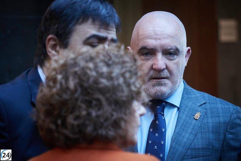 Esparza acusa a Chivite de ignorar las dificultades que enfrentan miles de navarros.