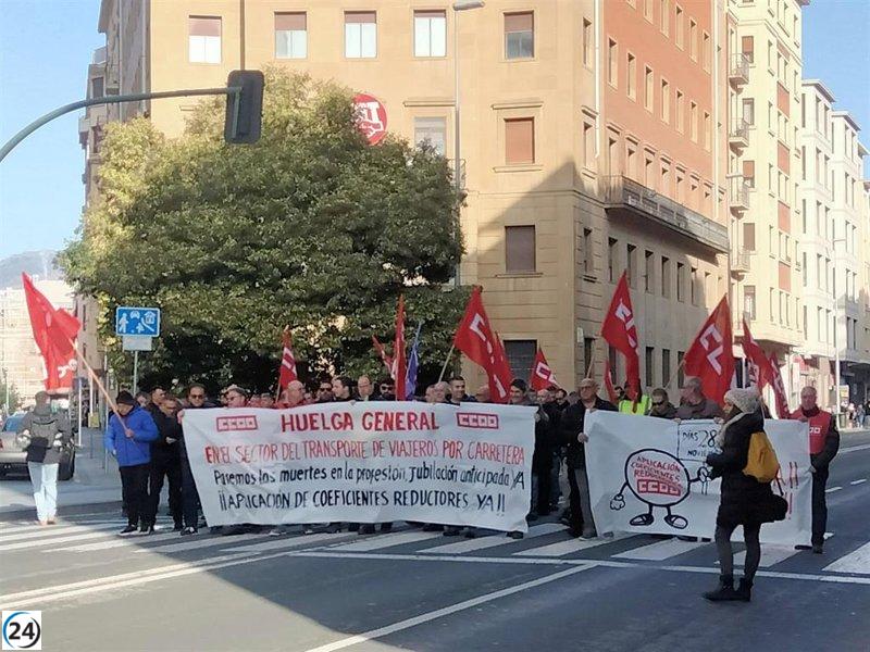 Protesta de transportistas en Pamplona pide jubilación anticipada.