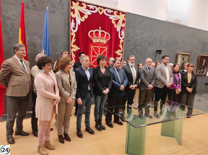 ANVITE alerta en el Parlamento foral sobre el creciente homenaje a ETA en espacios públicos.