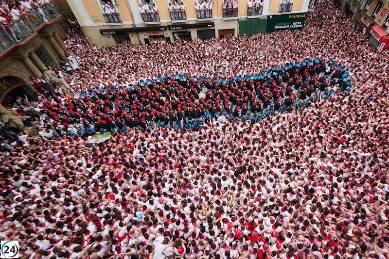 San Fermín 2025: Agenda de conciertos, novedades para familias y espectaculares fuegos artificiales.