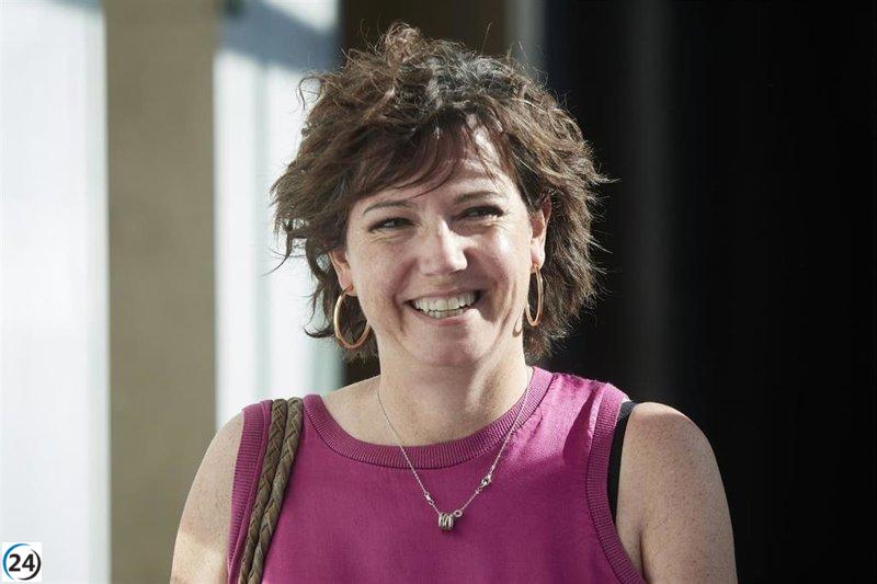 Ainhoa Unzu asume la portavocía del PSN en el Parlamento navarro tras la salida de Alzórriz.