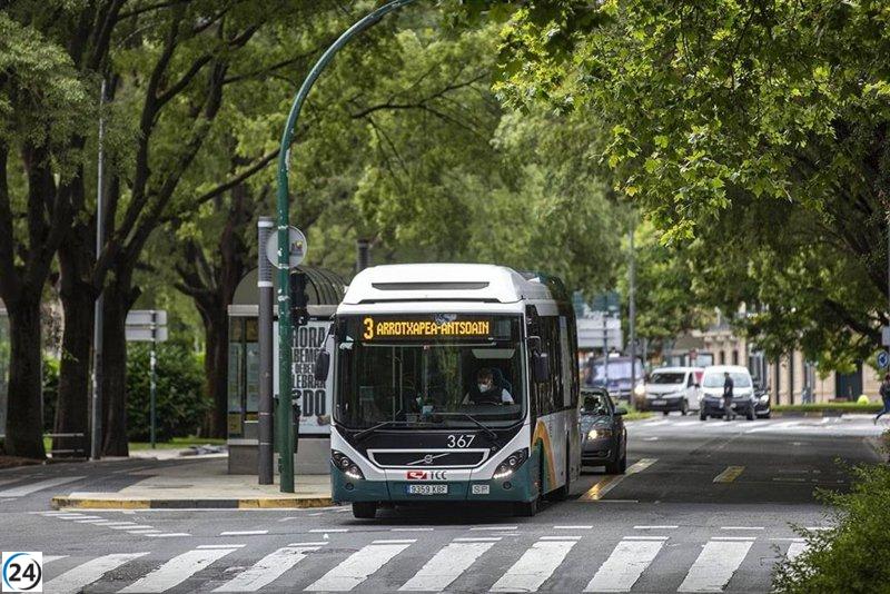 Inicia la huelga de villavesas con retrasos en los servicios mínimos por intervención de piquetes.