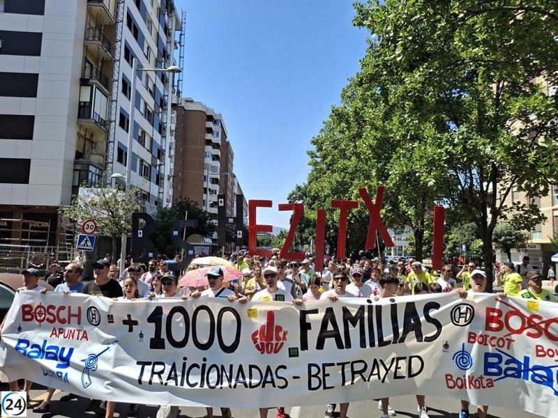 Empleados de BSH Esquíroz exigen acciones para prevenir un cierre devastador en Navarra.