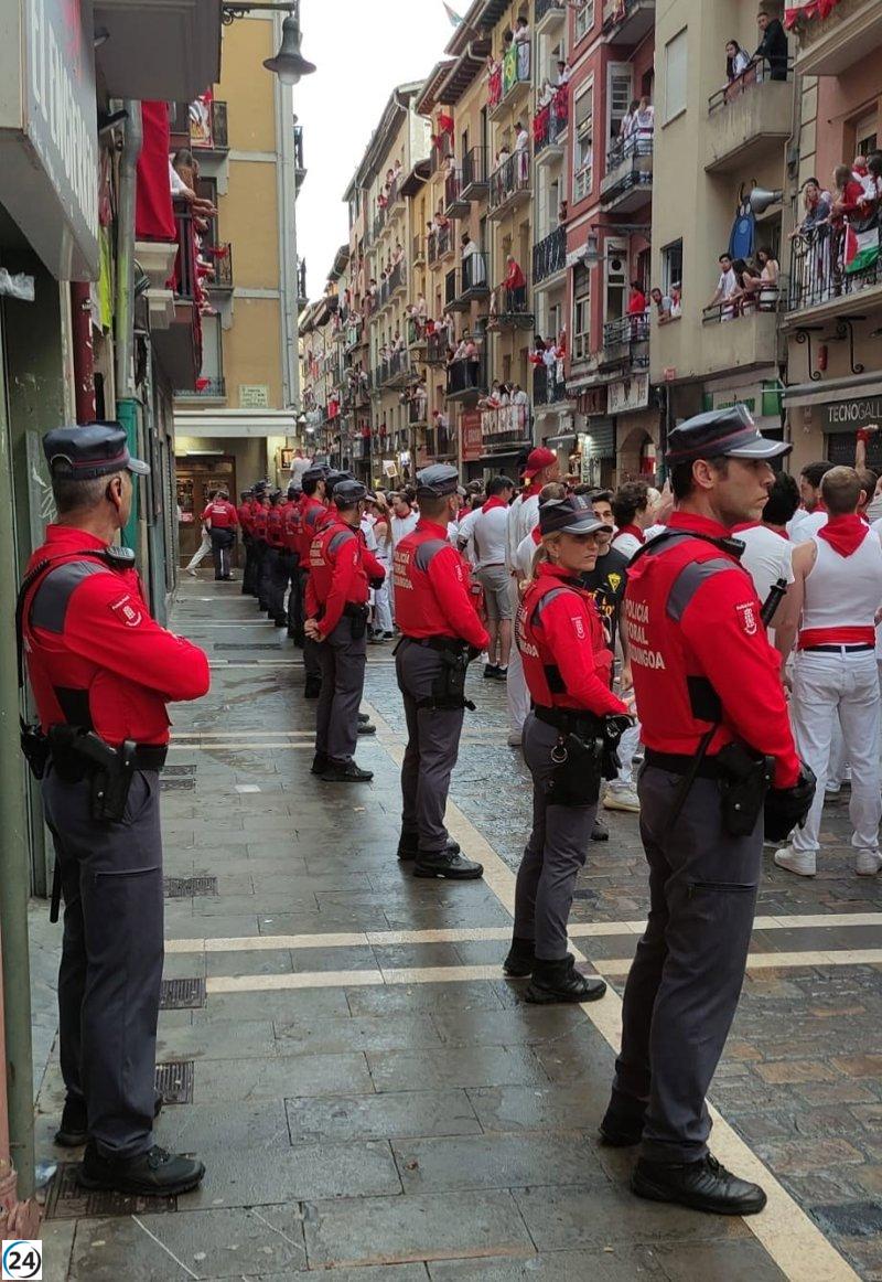 Durante el segundo día de festividades, la Policía Foral reporta 115 denuncias y arresta a 11 individuos.