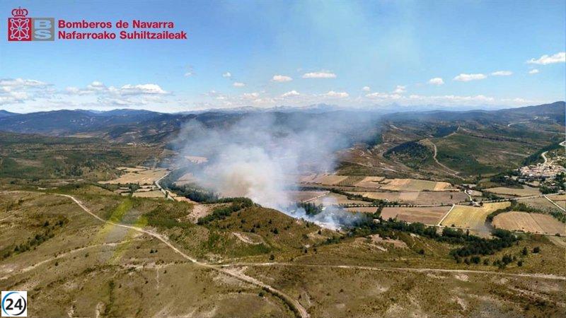 Incendio en las Huertas del Arcalete, Navascués, bajo control tras afectar campo y monte.