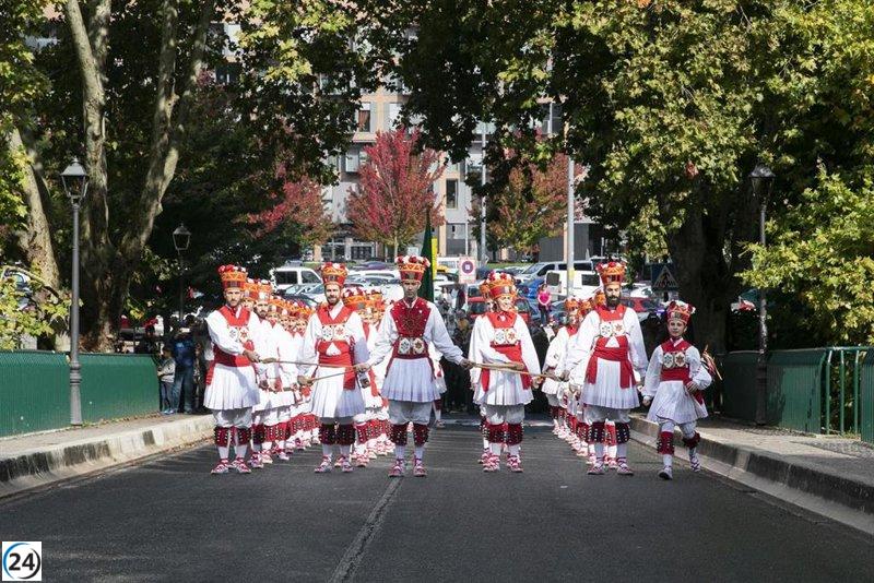 San Fermín de Aldapa celebra su legado musical con La Pamplonesa, Duguna, txistularis y gaiteros.