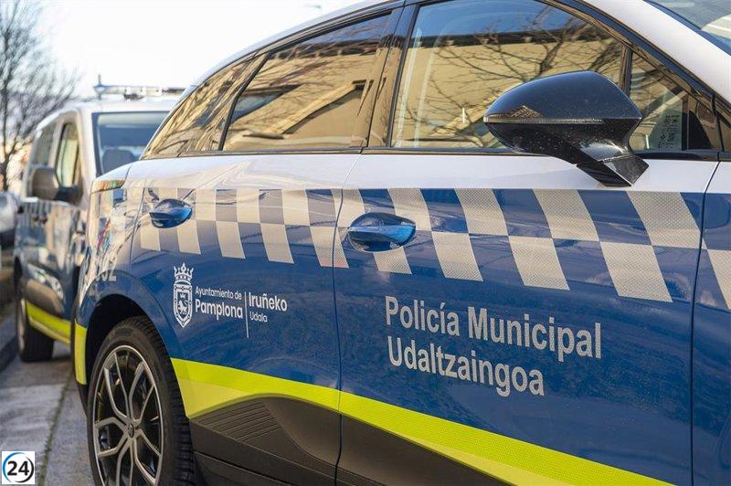 Pamplona refuerza su flota policial con la compra de tres vehículos eléctricos.