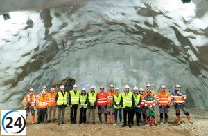 Santano destaca el calado del túnel de La Catedral como un paso fundamental para la Alta Velocidad en Pamplona.