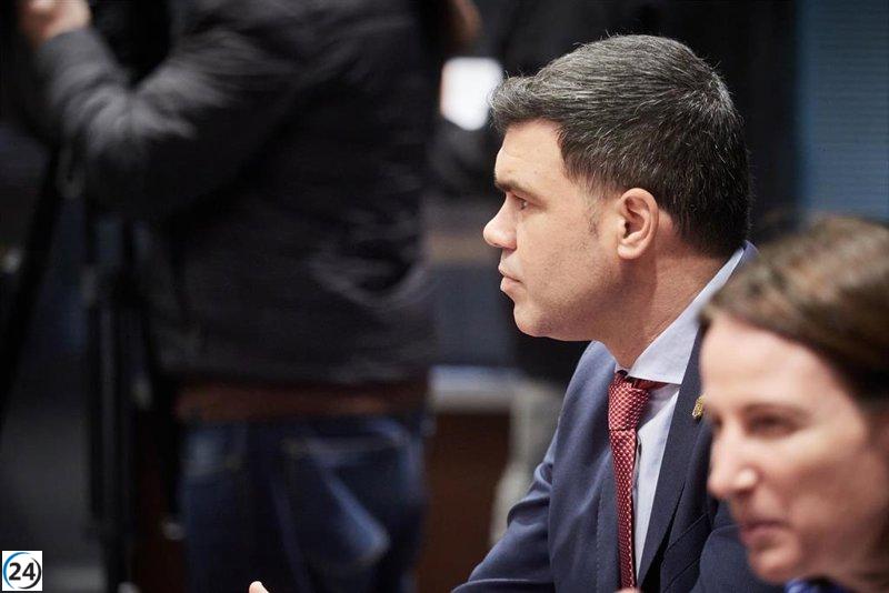 Royo (PPN) descarta cualquier plan para reemplazar a Javier García como líder del partido.