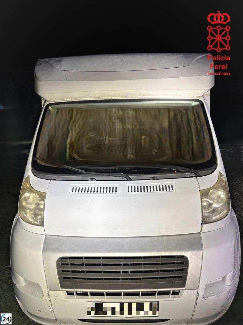 Capturan a conductor de autocaravana en Bera por conducción imprudente, robo y alcohol al volante.