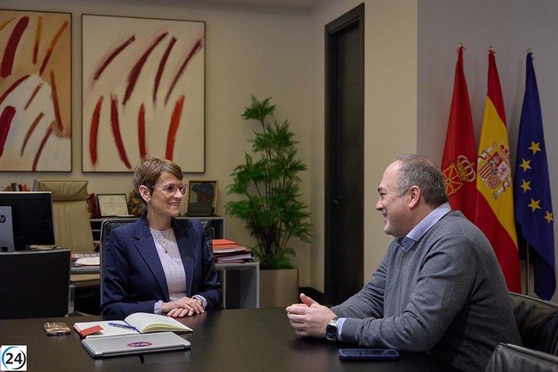 Chivite lleva a cabo encuentro con el sector automotriz navarro.