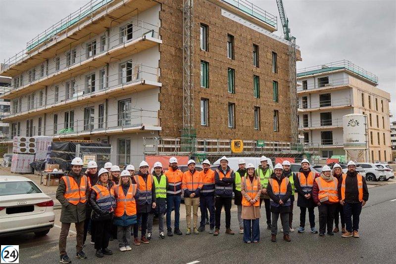 Alfaro inaugura en Mutilva la primera vivienda de alquiler accesible en Navarra.