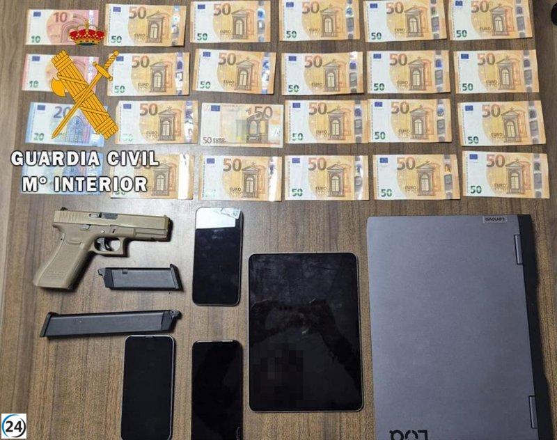 Desmantelan banda delictiva que defraudó 8.100 euros a firma navarra.