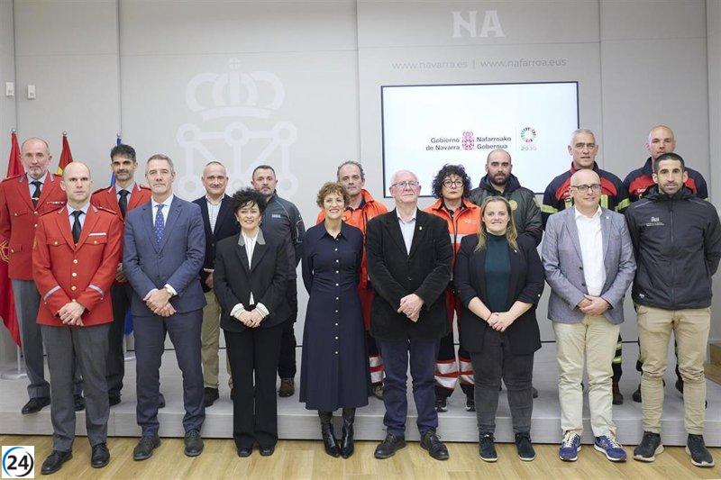 Paiporta rinde homenaje a los servicios de emergencia de Navarra que apoyaron tras la DANA.