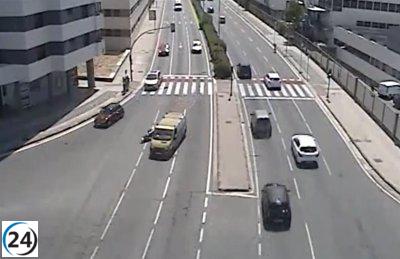 Se da a la fuga el conductor de una furgoneta tras atropellar a un motorista en Pamplona