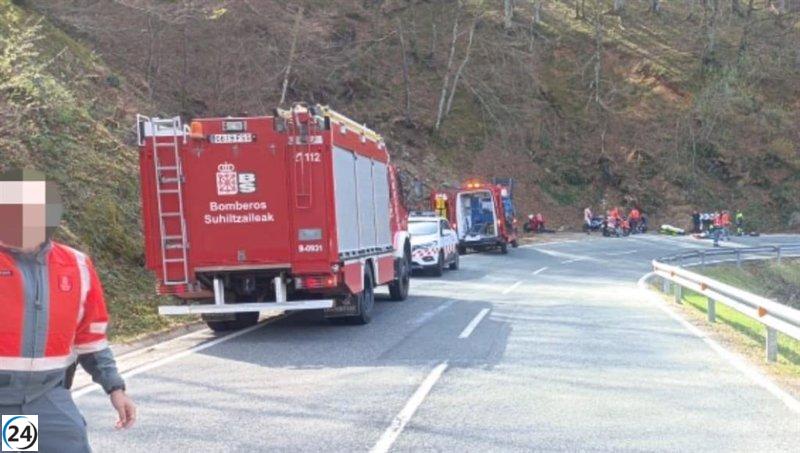 Motorista francés pierde la vida en accidente en Valcarlos al chocar con señal de tráfico