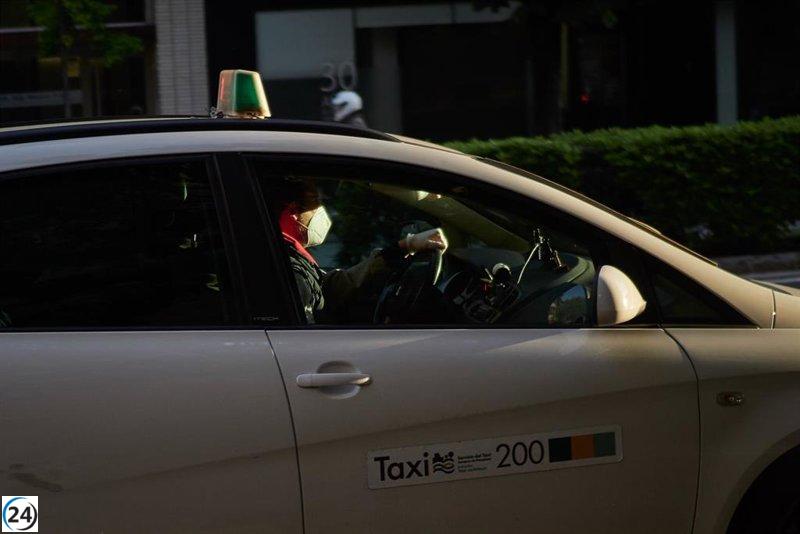 La protesta en San Fermín obliga a cerrar paradas de taxi en Pamplona.