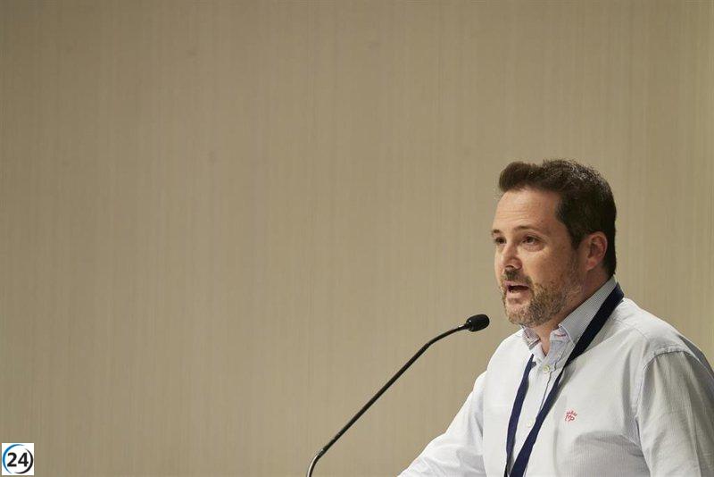 El candidato del PSN, Toquero, señala la alianza con EH Bildu como un acto de entrega total