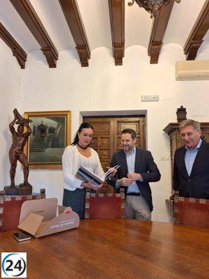 Alcalde de Tudela y alcaldesa de Huesca buscan colaboración en turismo y gastronomía.