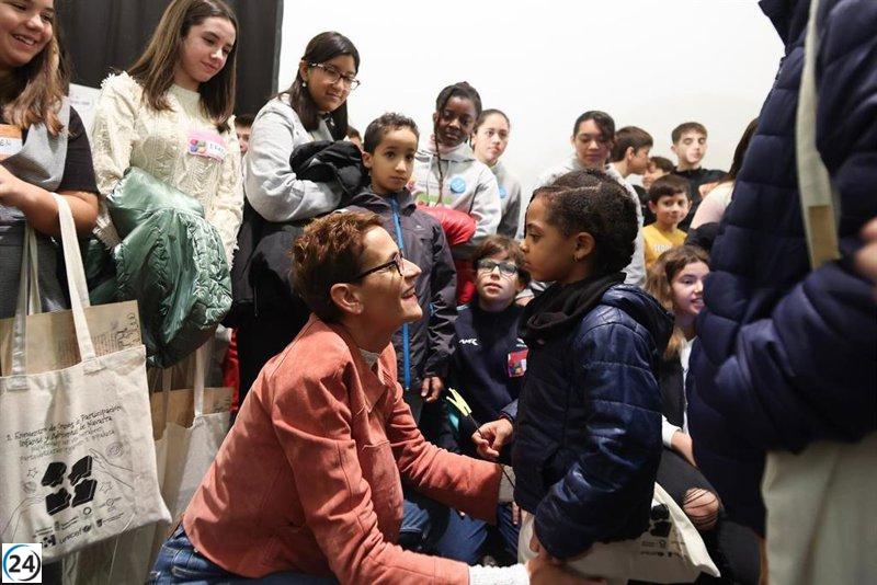 Chivite impulsa la participación de niños y adolescentes en las políticas que les conciernen