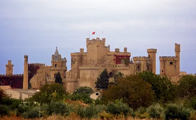 Elige apropiadamente a qué artículos quieres darle clic para leerlos: - El encanto de Zubieta, pueblo de postal en Navarra